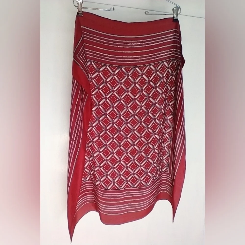 LILLIAN VERNON HAND ROLLED SILK SCARF